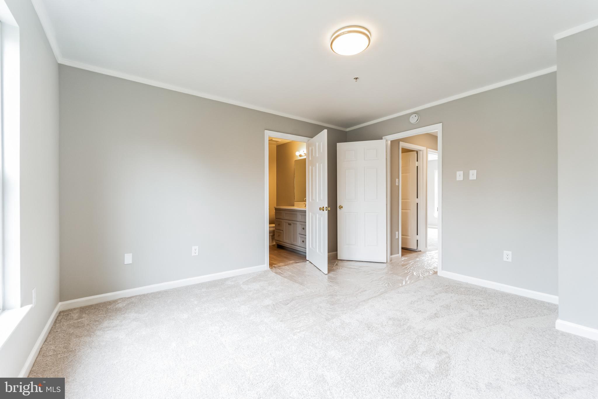 HAMMONDS OVERLOOK - Residential