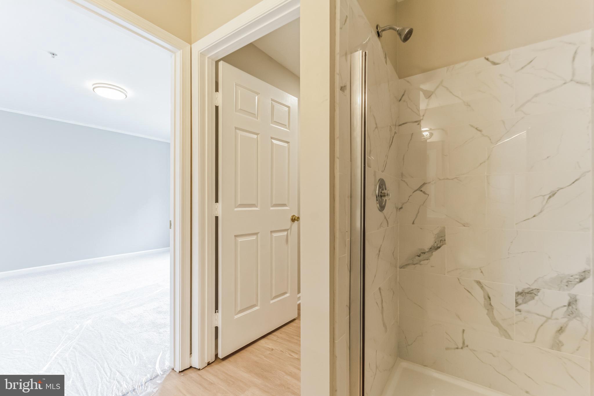 HAMMONDS OVERLOOK - Residential