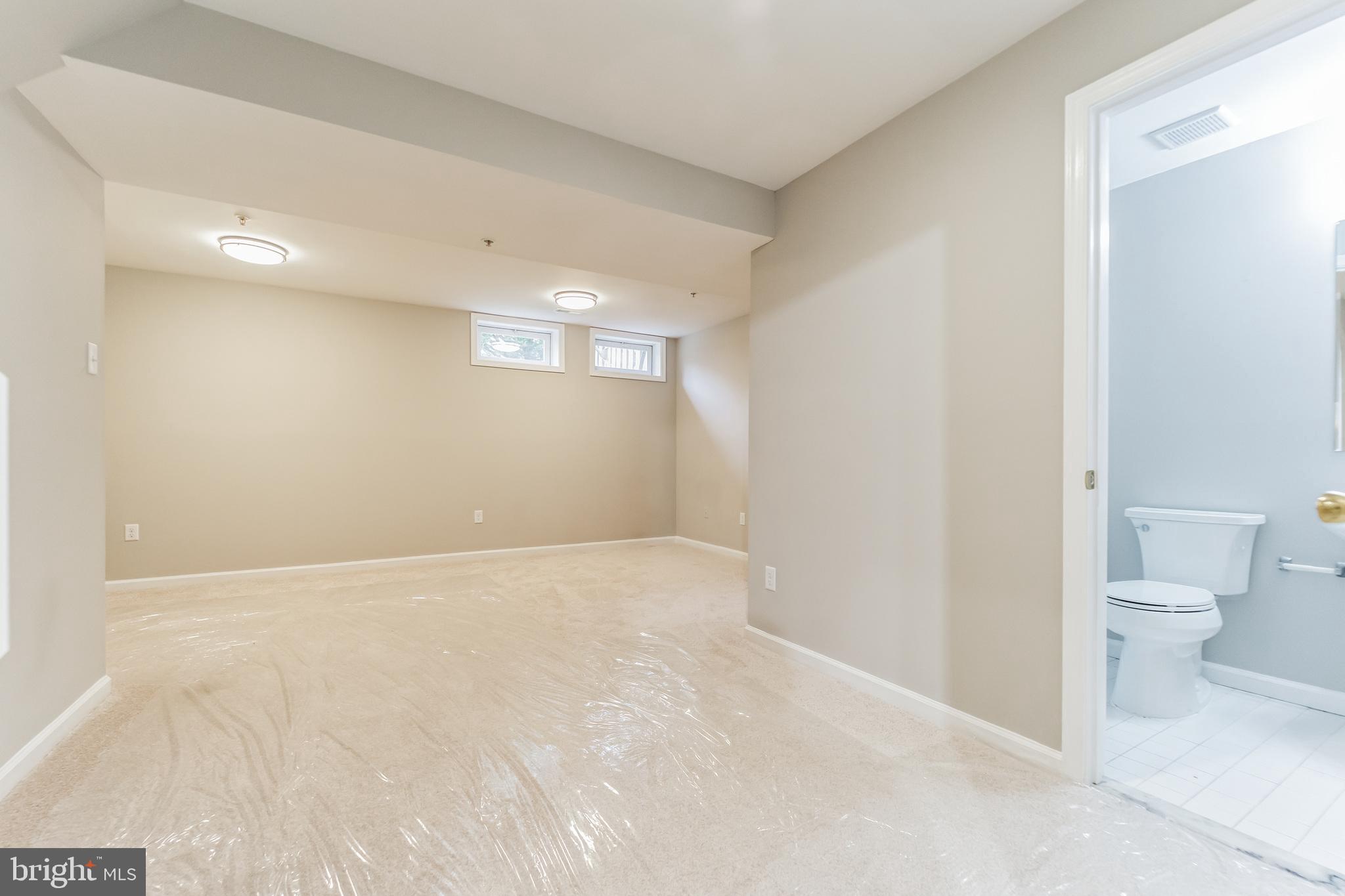 HAMMONDS OVERLOOK - Residential