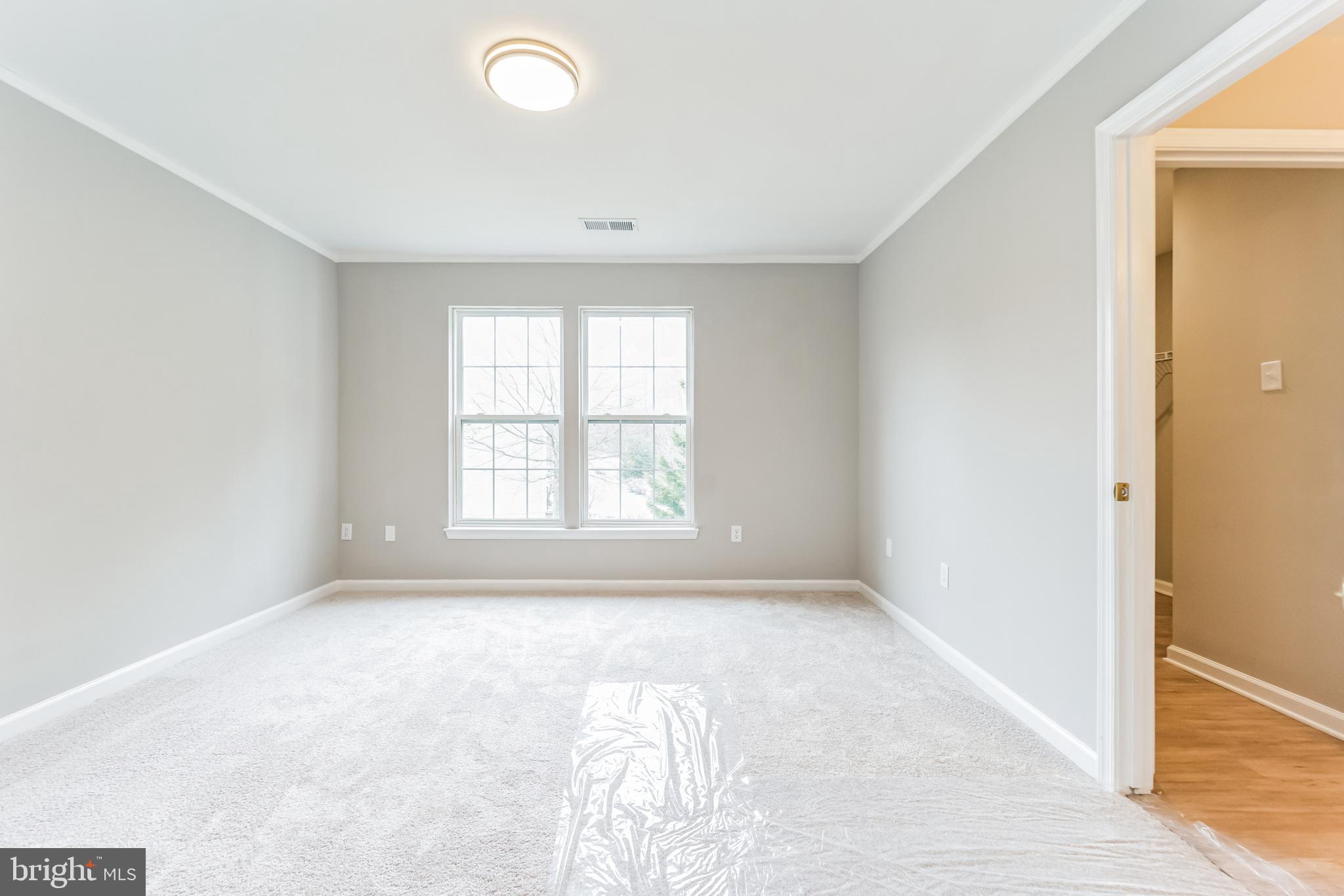 HAMMONDS OVERLOOK - Residential