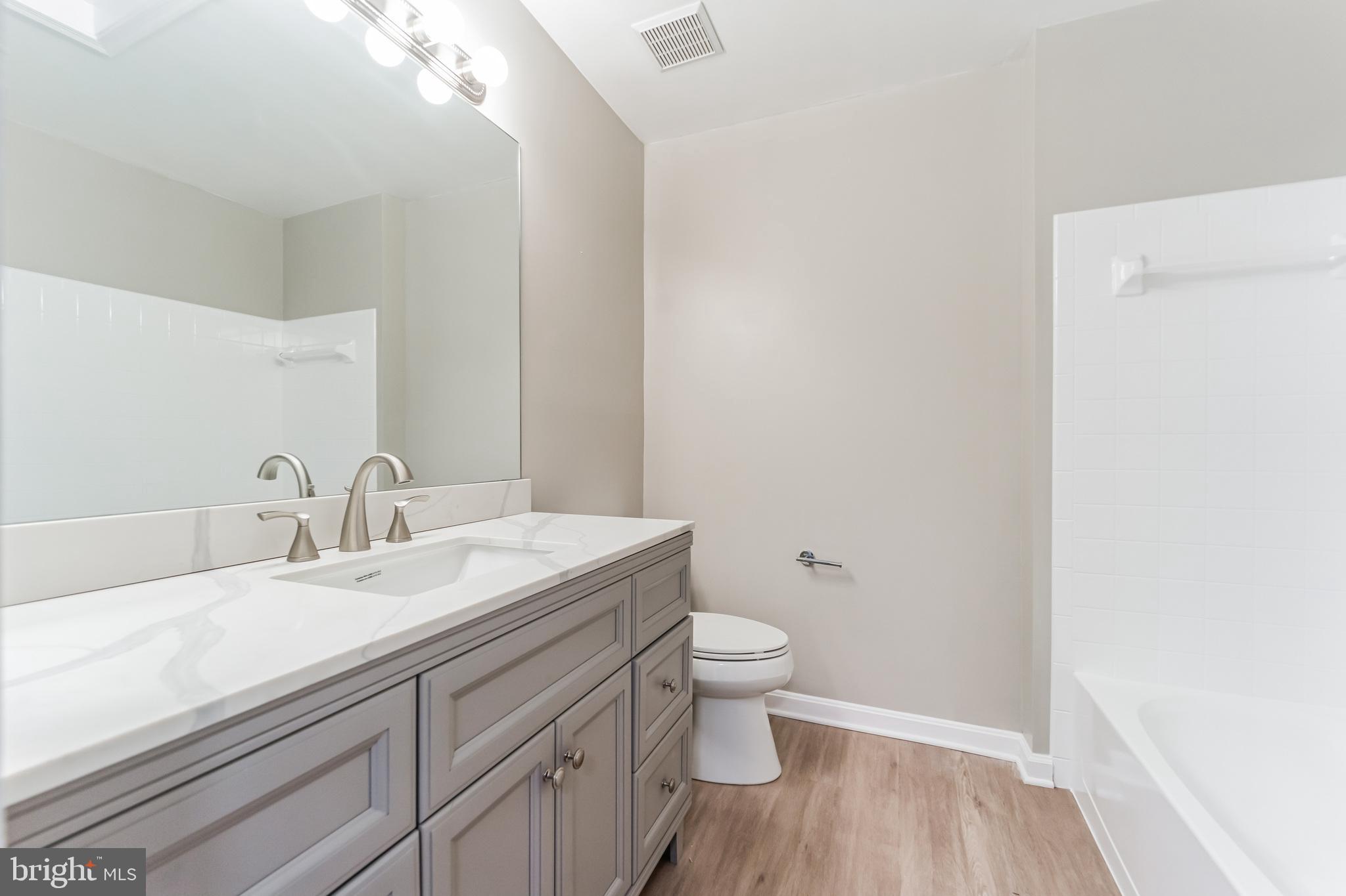 HAMMONDS OVERLOOK - Residential