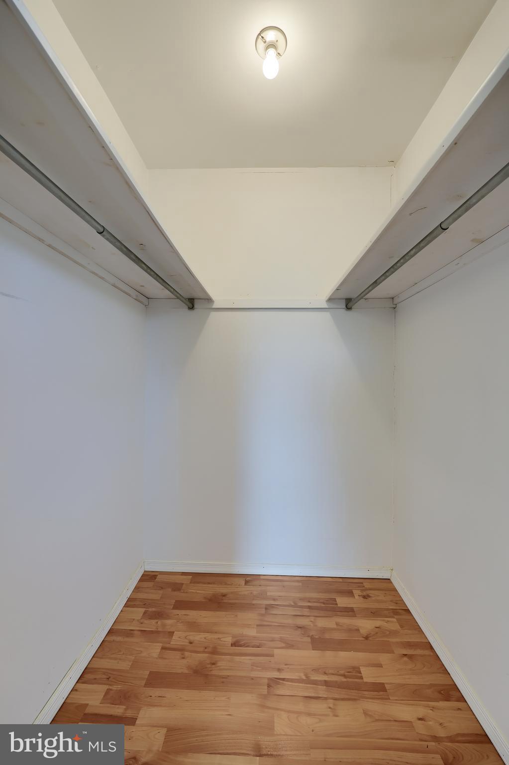 VILLAGE OF VALLEY GREEN - Residential