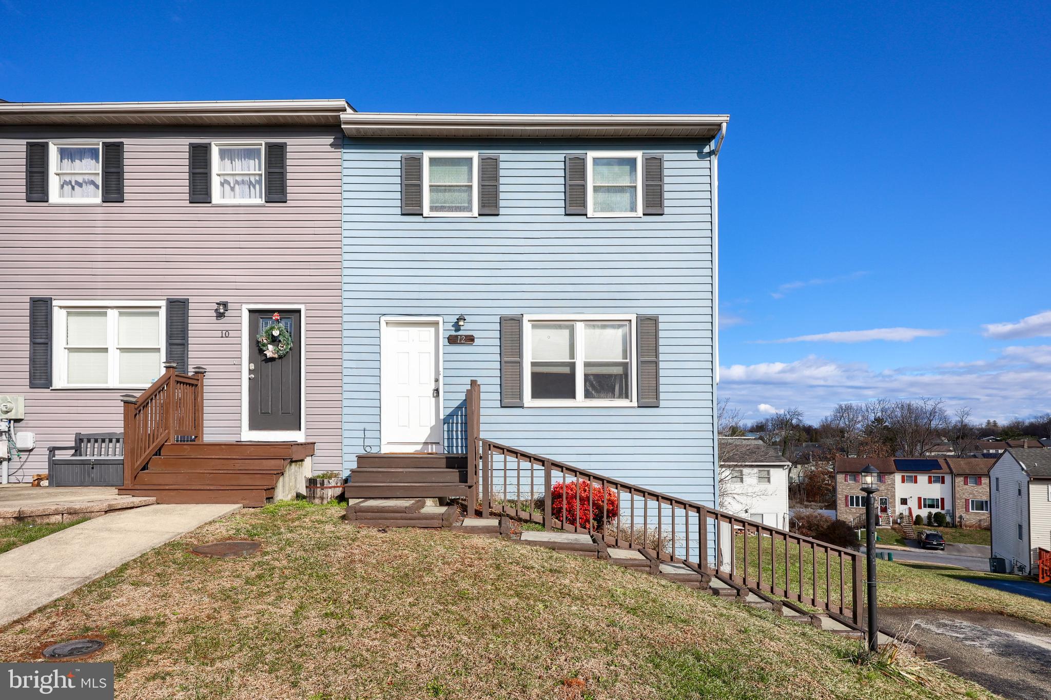 VILLAGE OF VALLEY GREEN - Residential