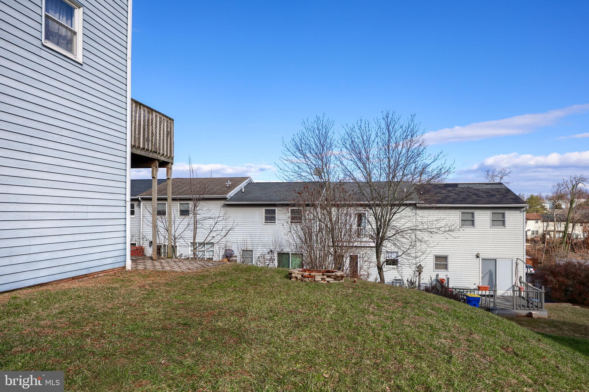 VILLAGE OF VALLEY GREEN - Residential