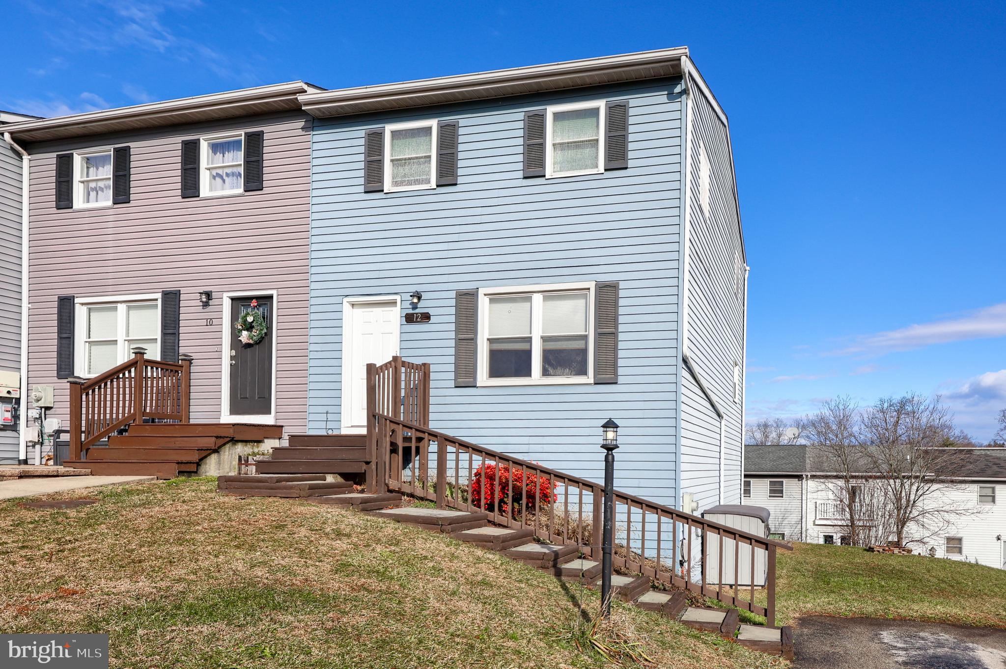 VILLAGE OF VALLEY GREEN - Residential