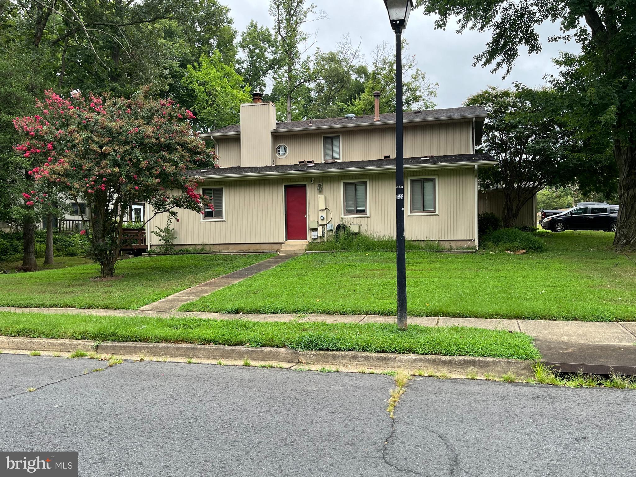 BONNIE BRAE - Residential Lease