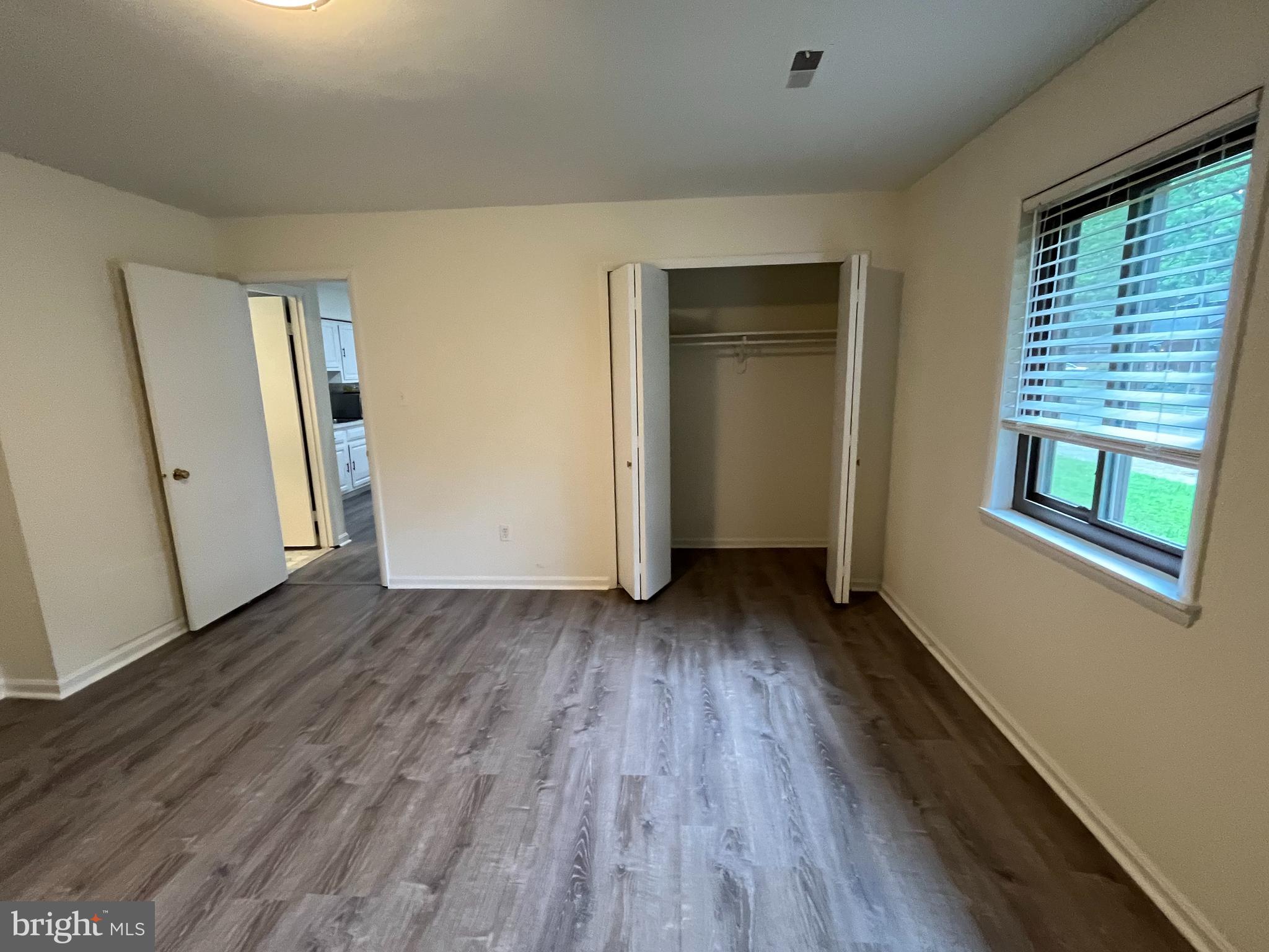 BONNIE BRAE - Residential Lease