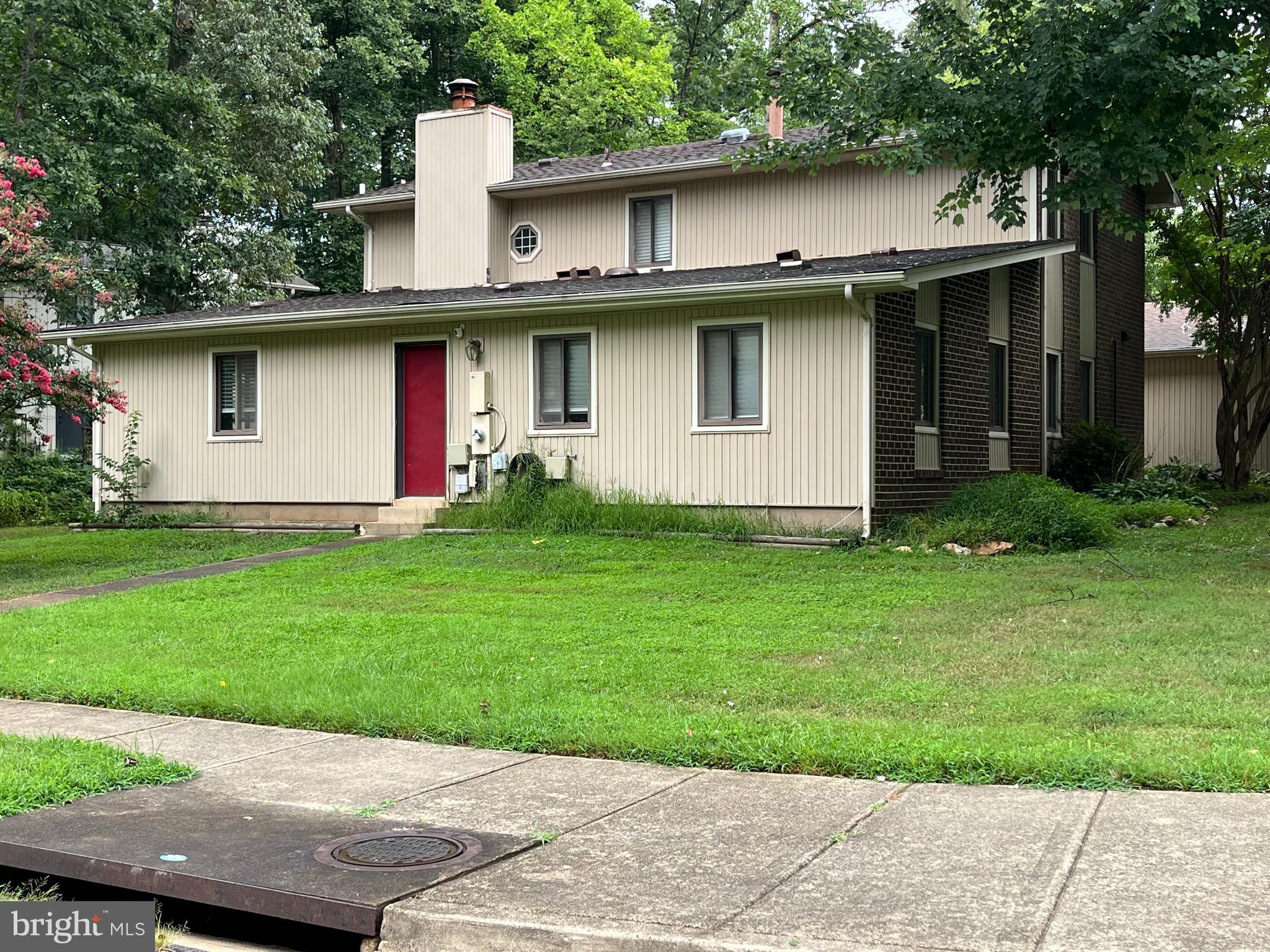 BONNIE BRAE - Residential Lease