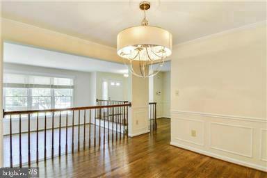 5726 BREWER HOUSE CIRCLE