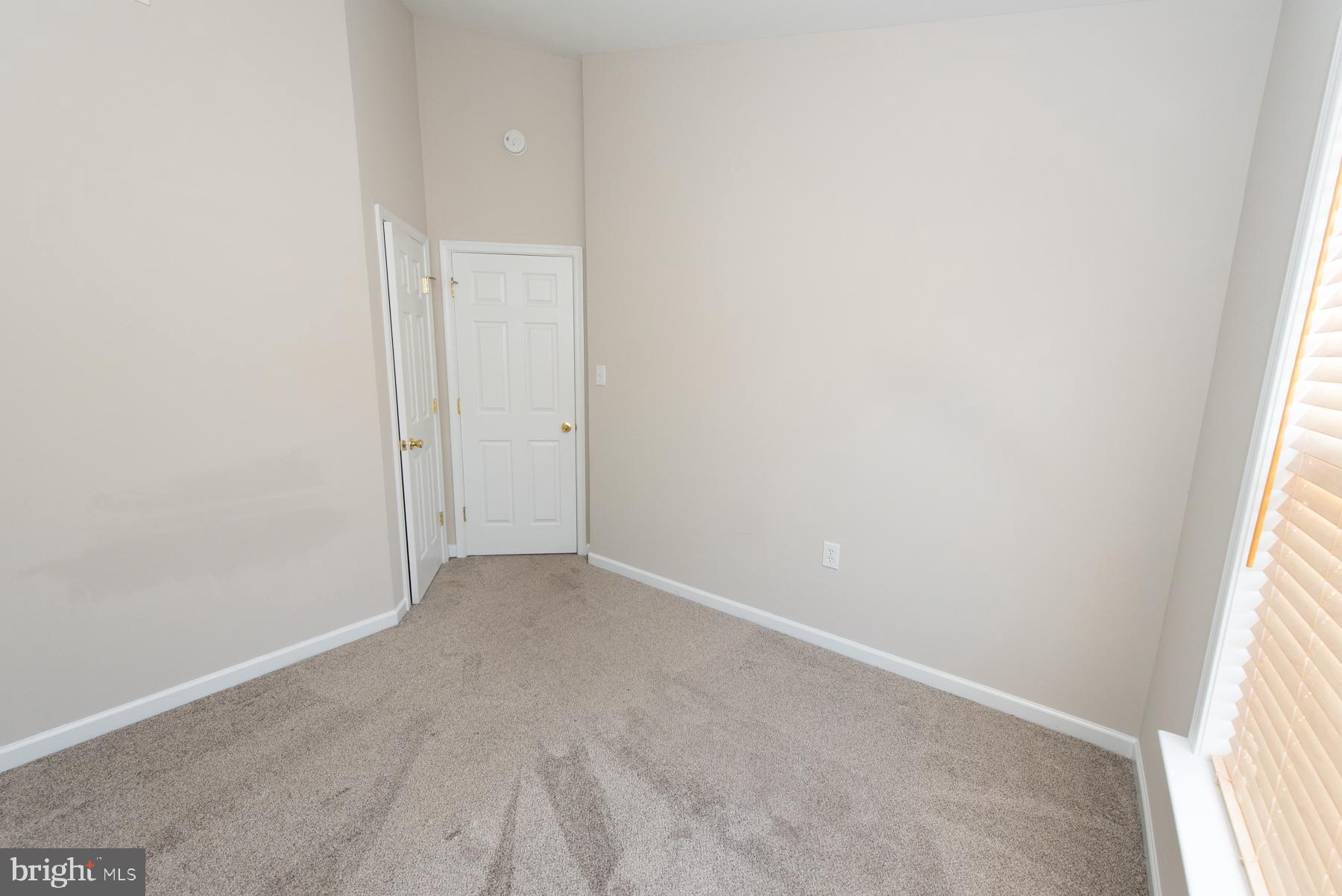 COUNTY GREEN - Residential