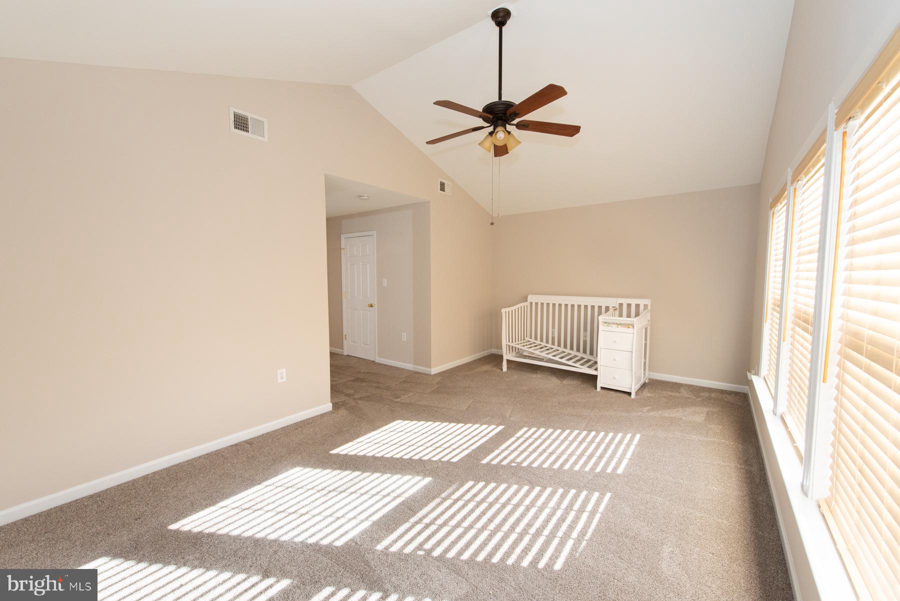 COUNTY GREEN - Residential