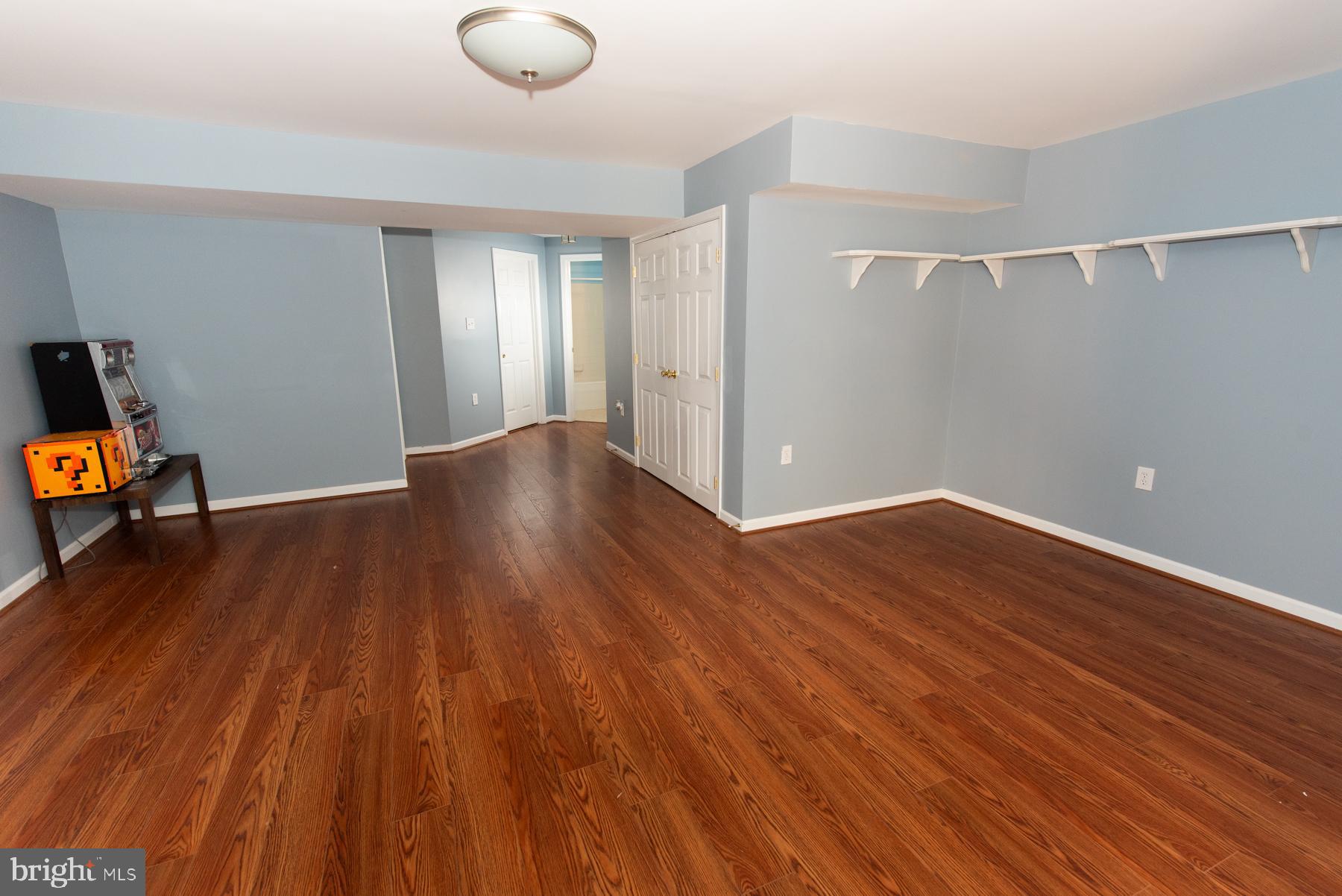 COUNTY GREEN - Residential