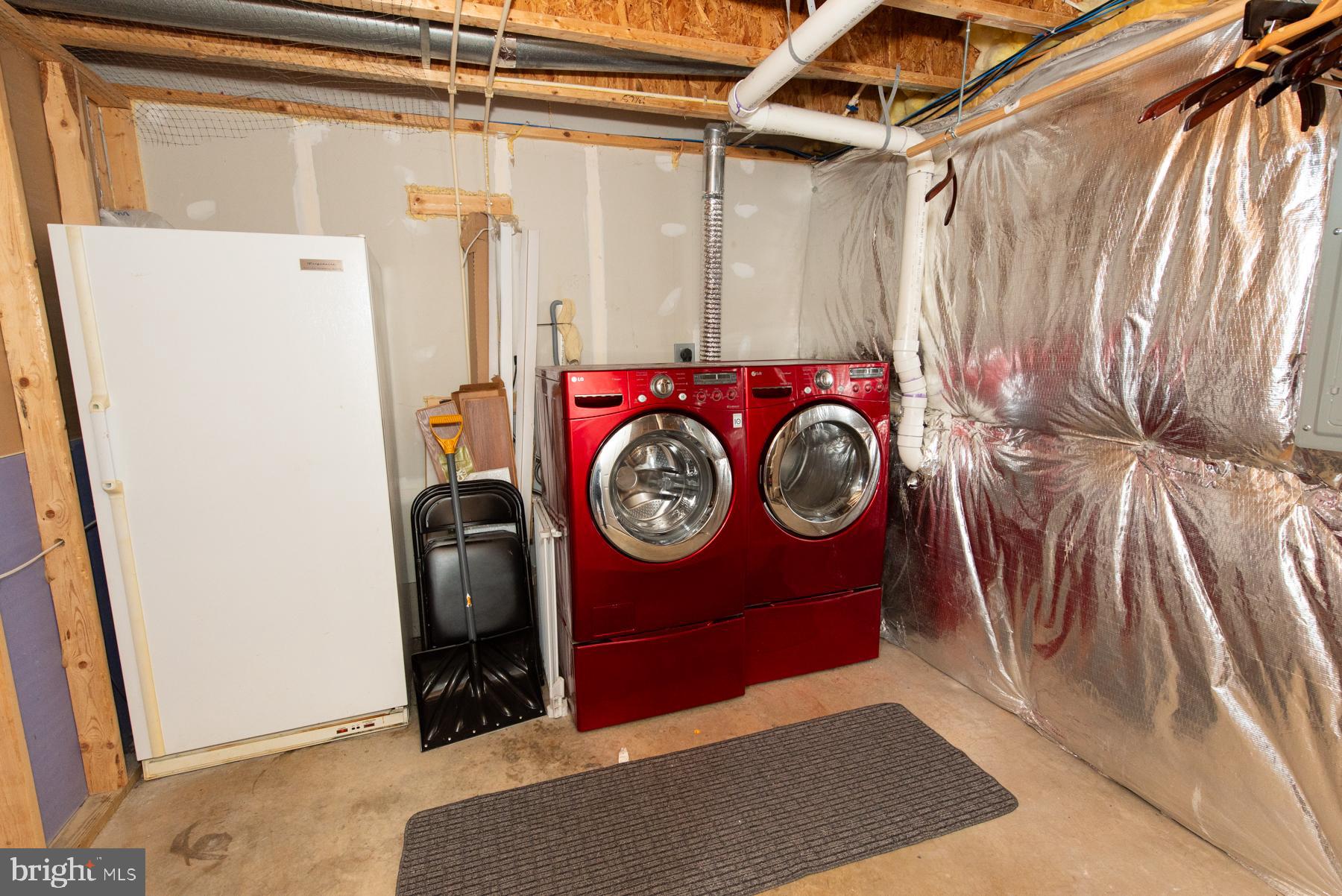 COUNTY GREEN - Residential