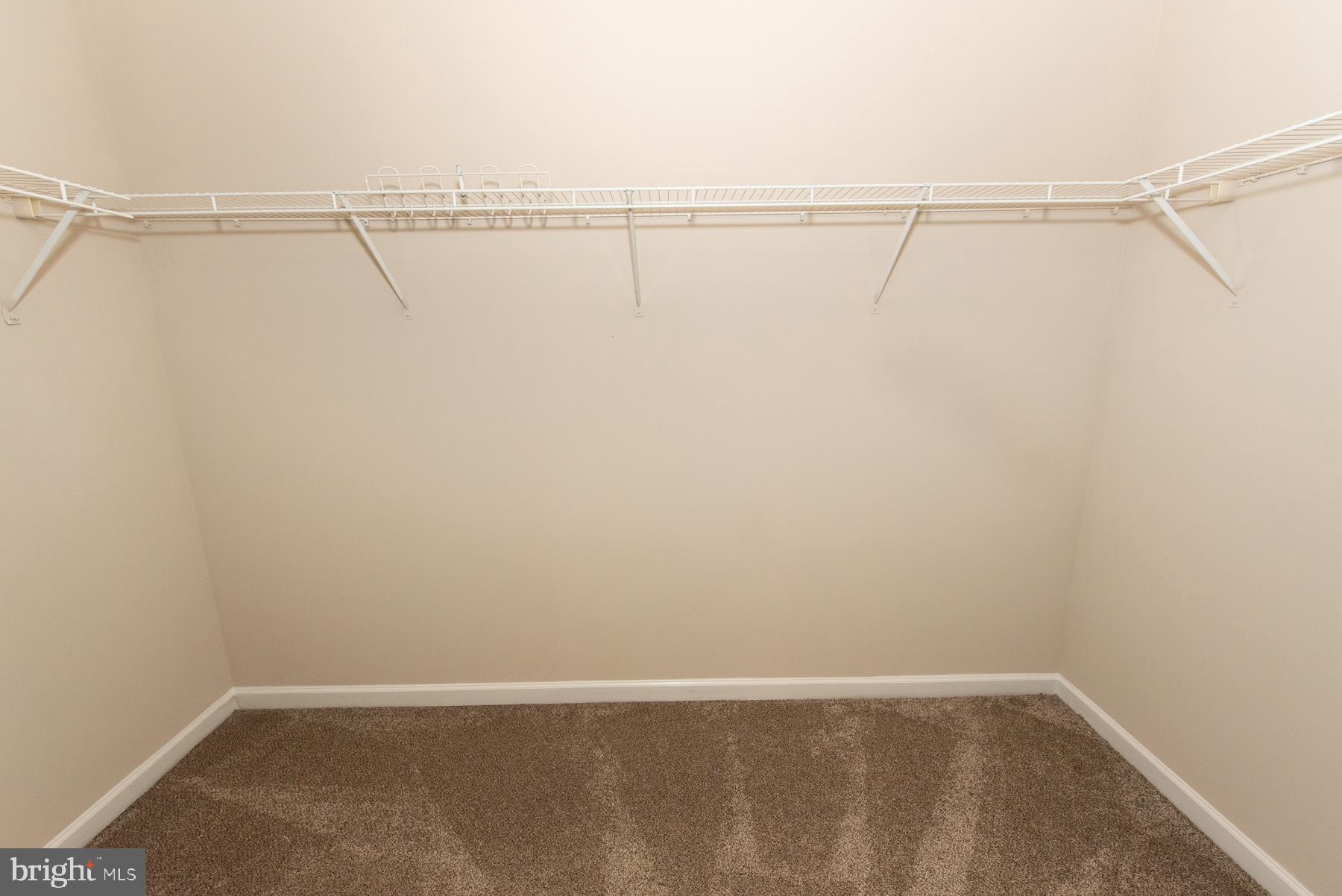 COUNTY GREEN - Residential