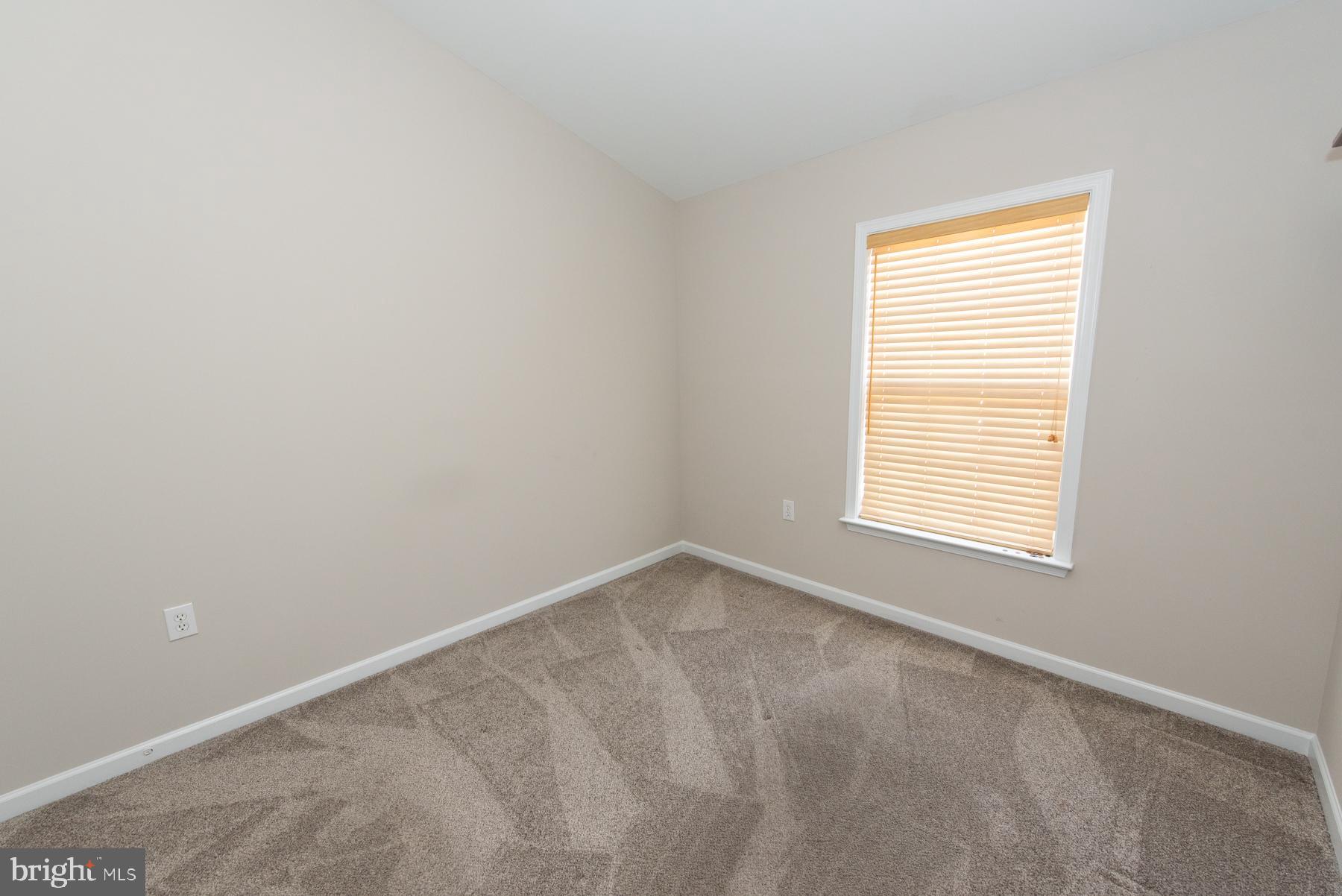 COUNTY GREEN - Residential