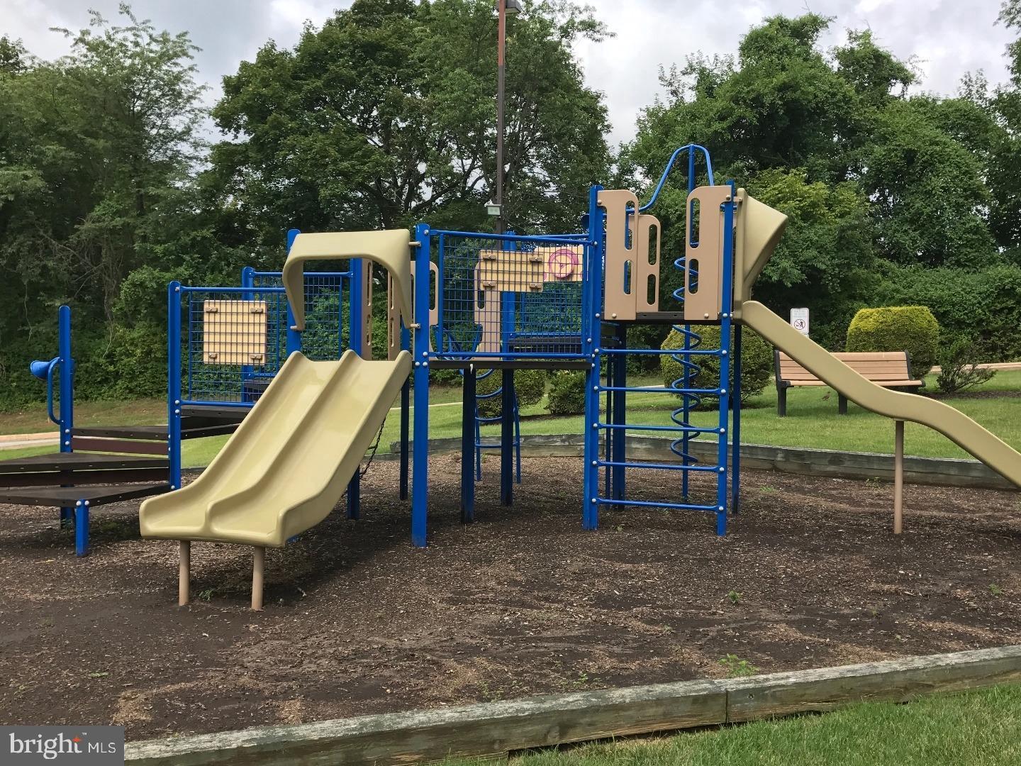 RADNOR HOUSE - Residential Lease