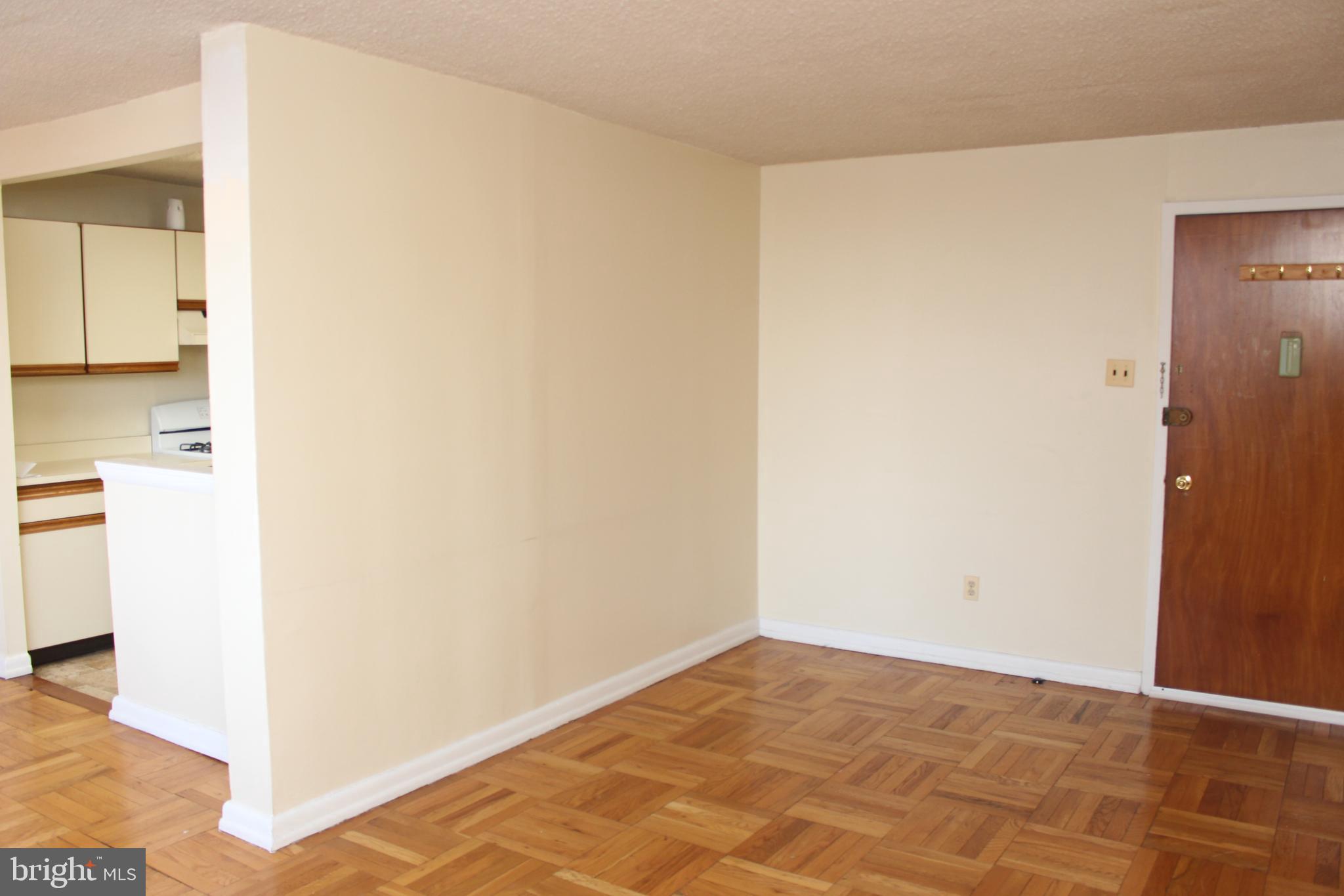 RADNOR HOUSE - Residential Lease