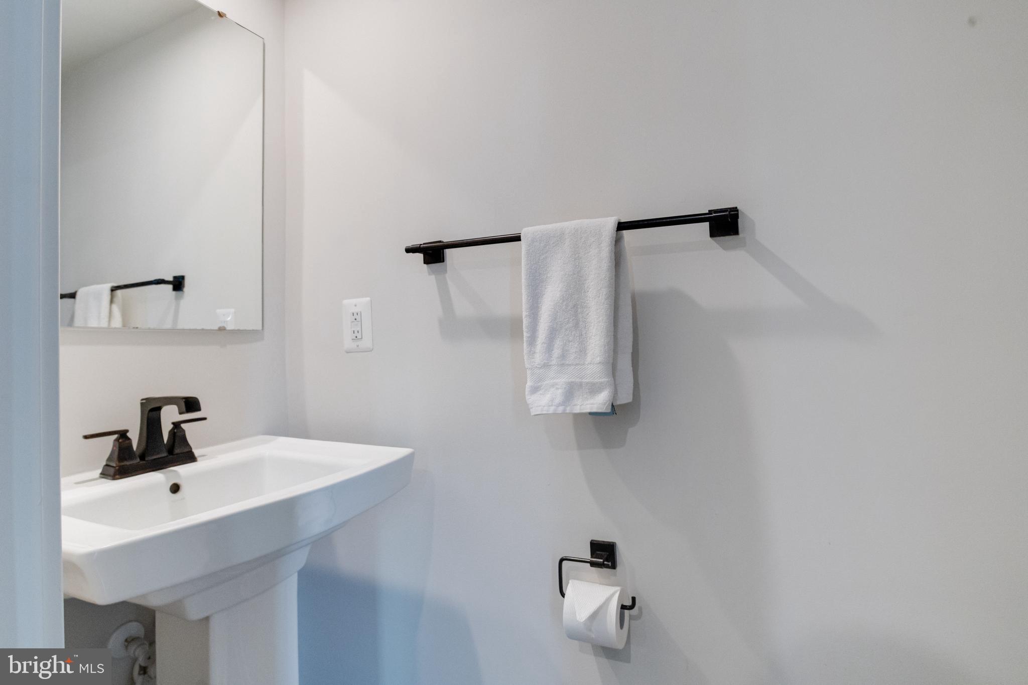 GREENLEIGH AT CROSSROADS - Residential