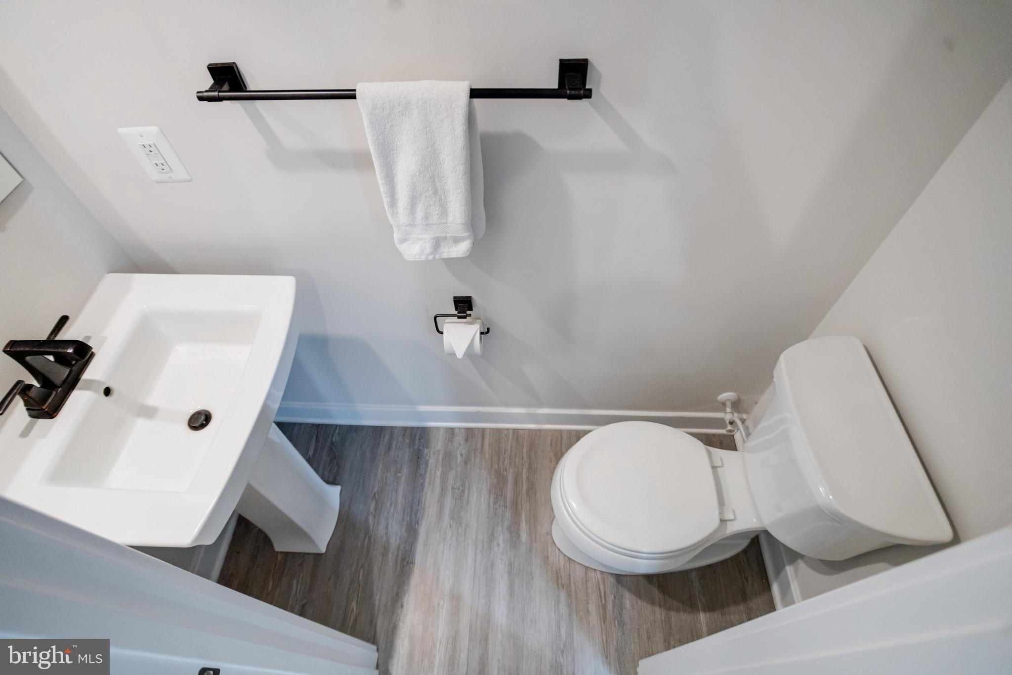 GREENLEIGH AT CROSSROADS - Residential