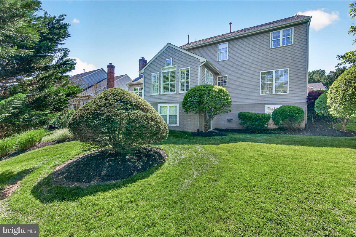 SPRING RIDGE - Residential