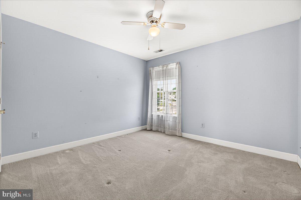 SPRING RIDGE - Residential