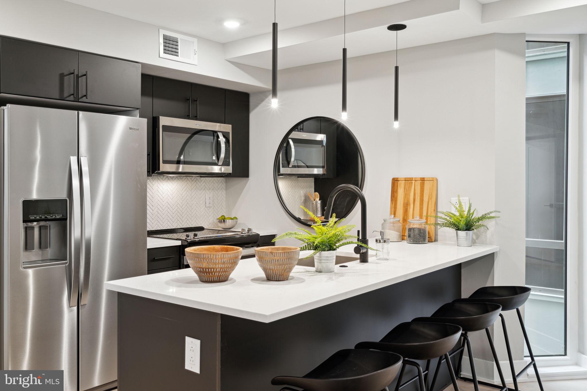 ROXBOROUGH - Residential Lease