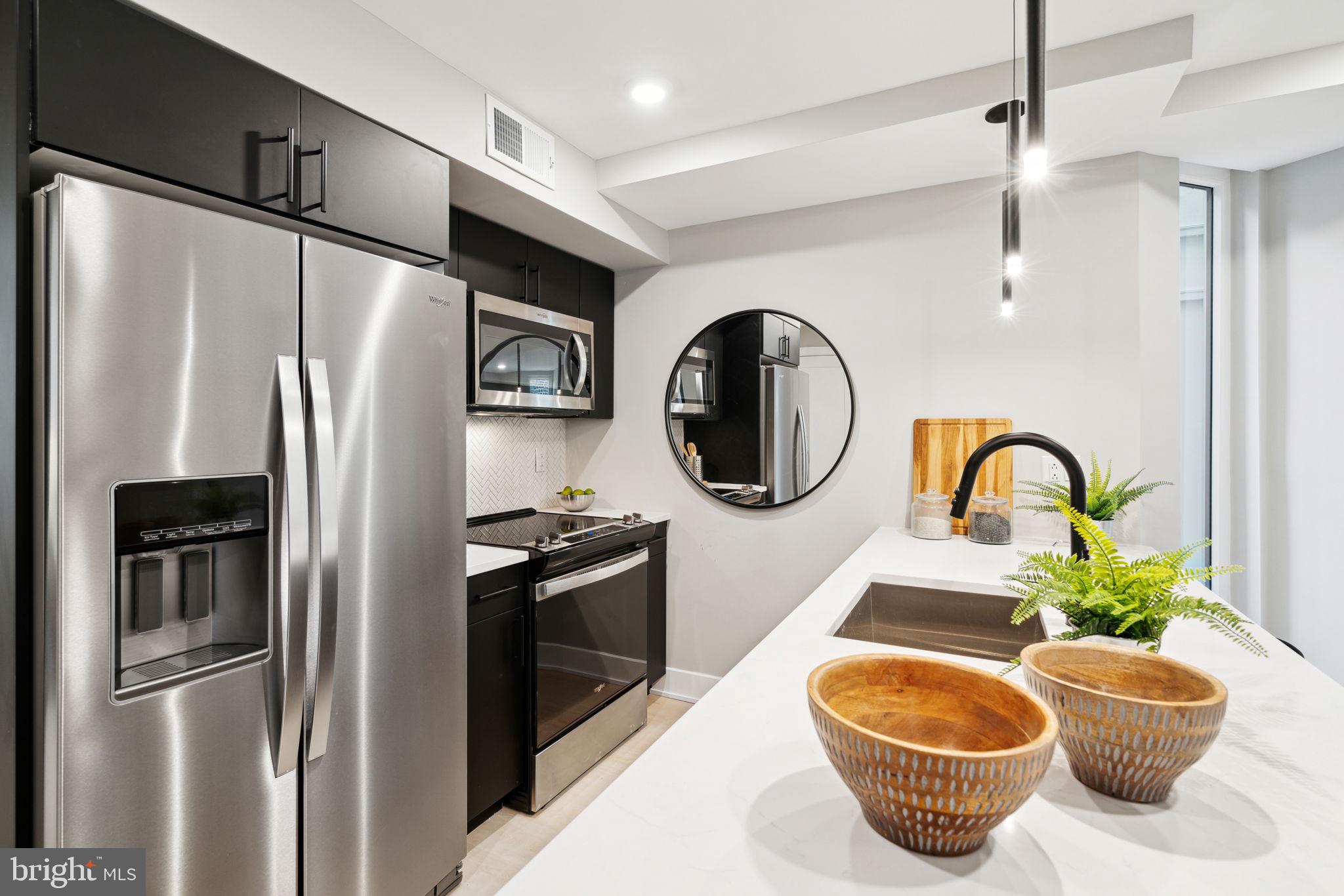 ROXBOROUGH - Residential Lease