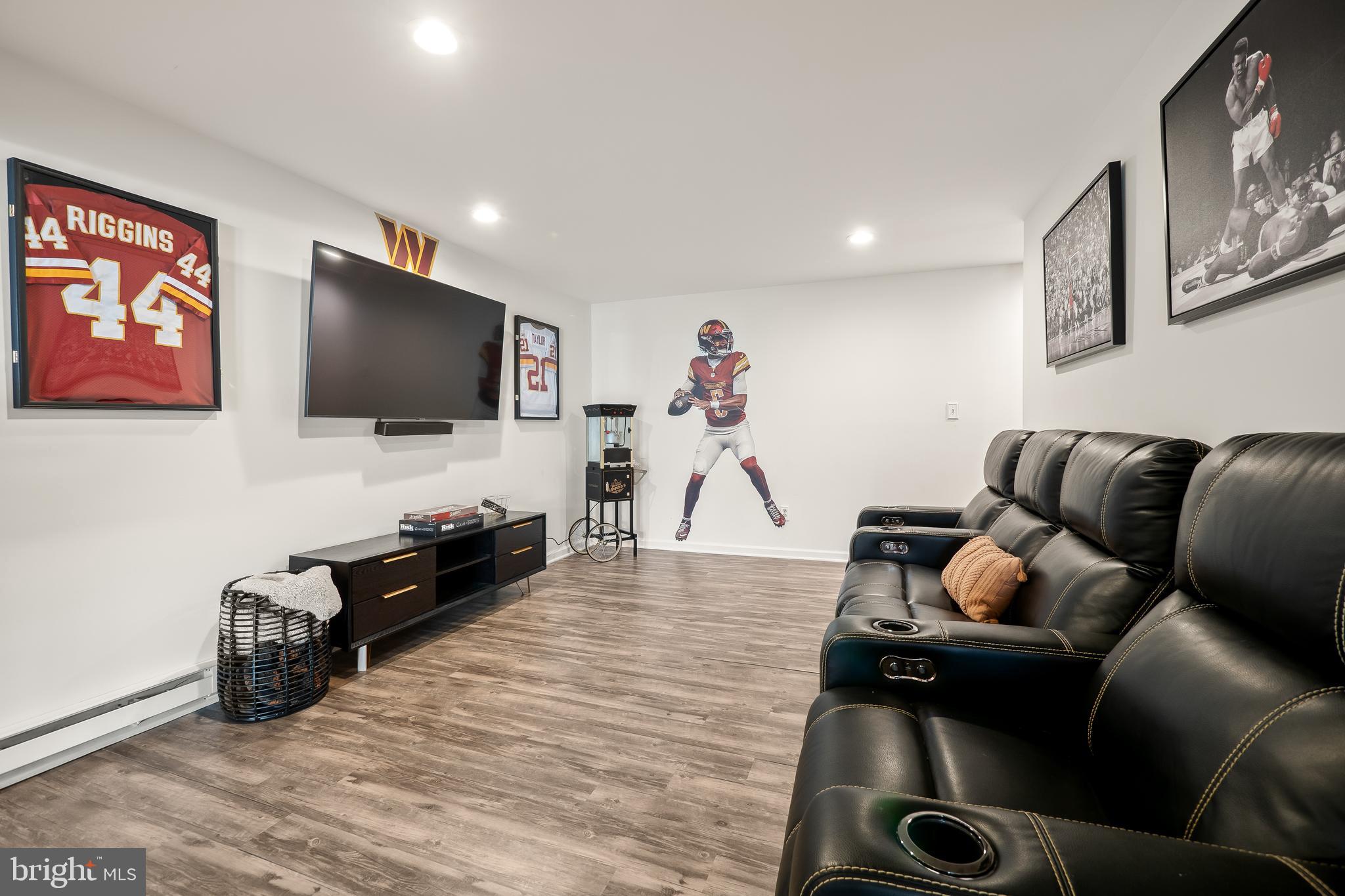 STREAMS EDGE - Residential