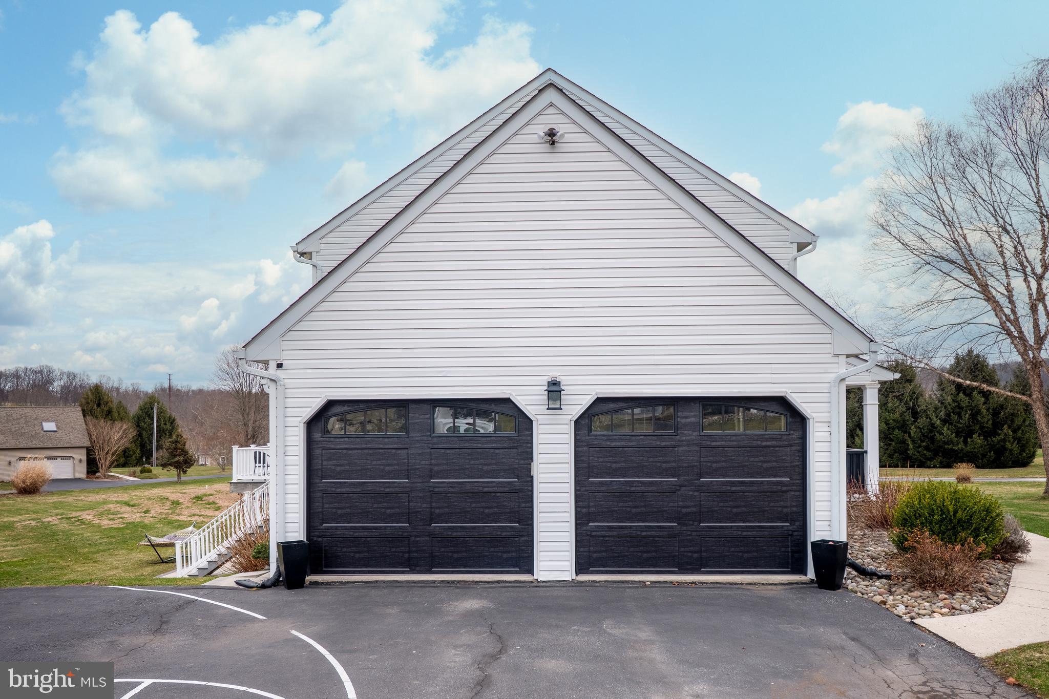 STREAMS EDGE - Residential