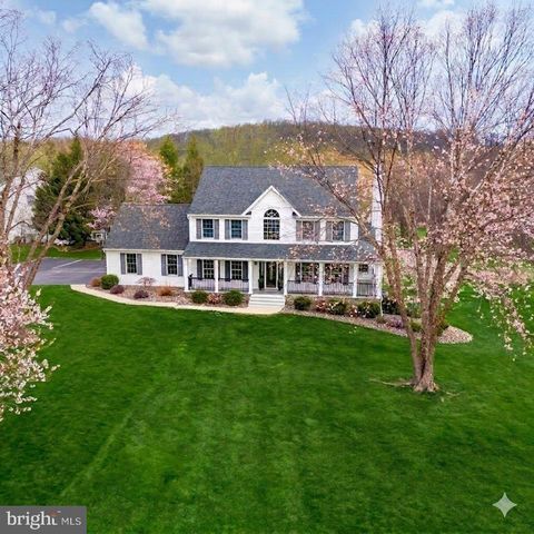 Homes For Sale - 4801 Meadowview Terrace<br/> Lehigh County, ZIONSVILLE, PA 18092