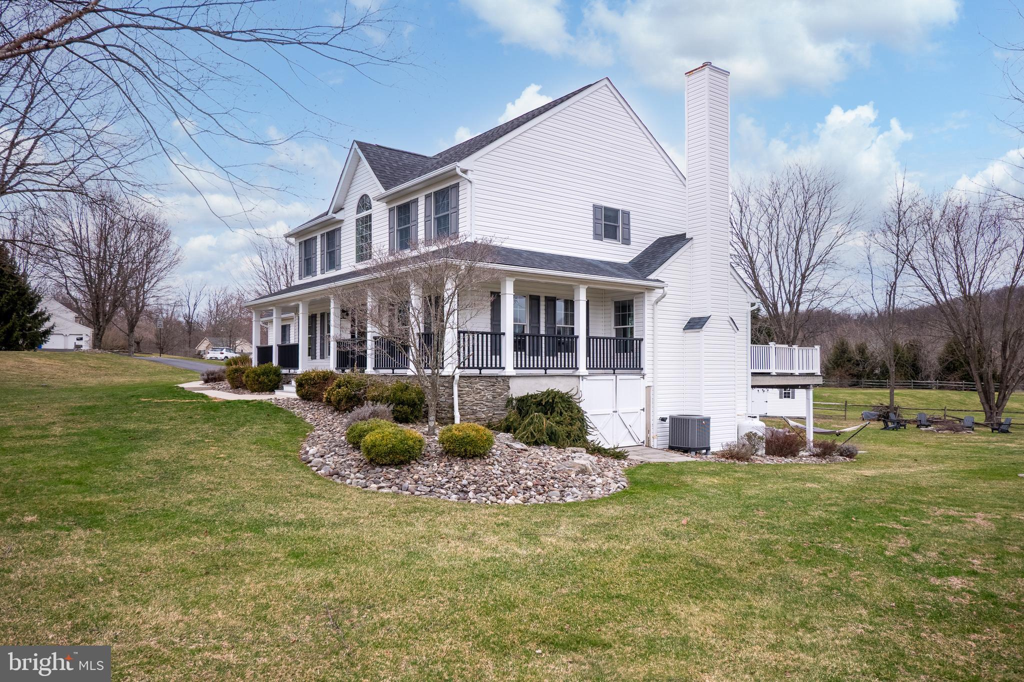 STREAMS EDGE - Residential