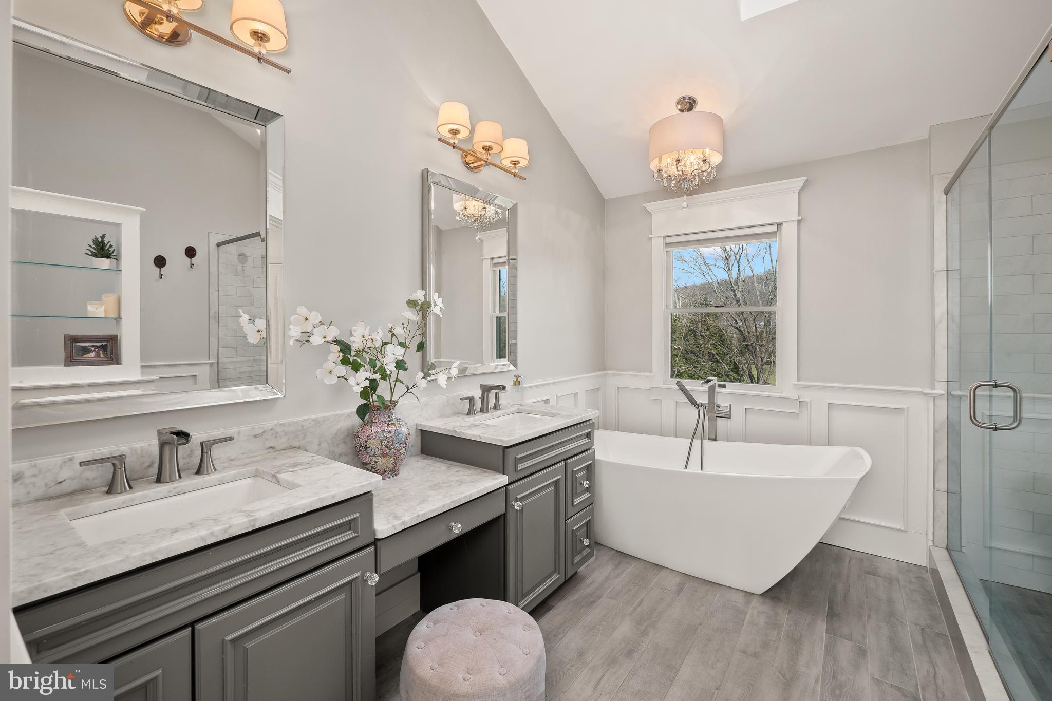 STREAMS EDGE - Residential