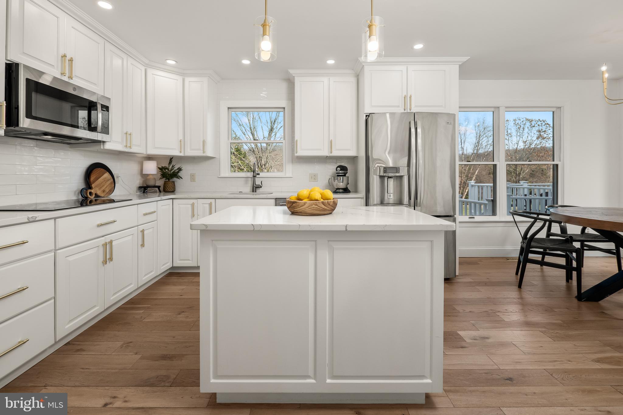 STREAMS EDGE - Residential