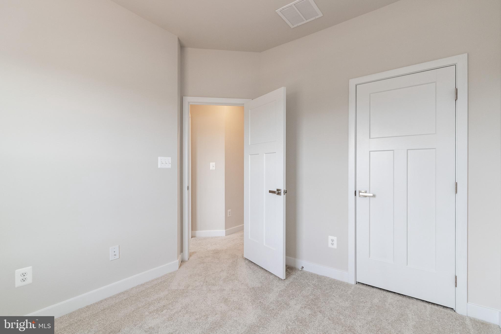 ARCOLA TOWN CENTER - Residential Lease