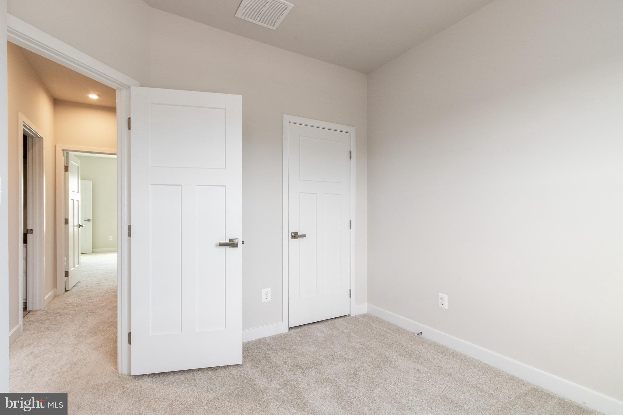 ARCOLA TOWN CENTER - Residential Lease