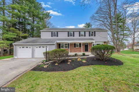 4101 Fields Drive, Lafayette Hill, PA MLS: PAMC2136668