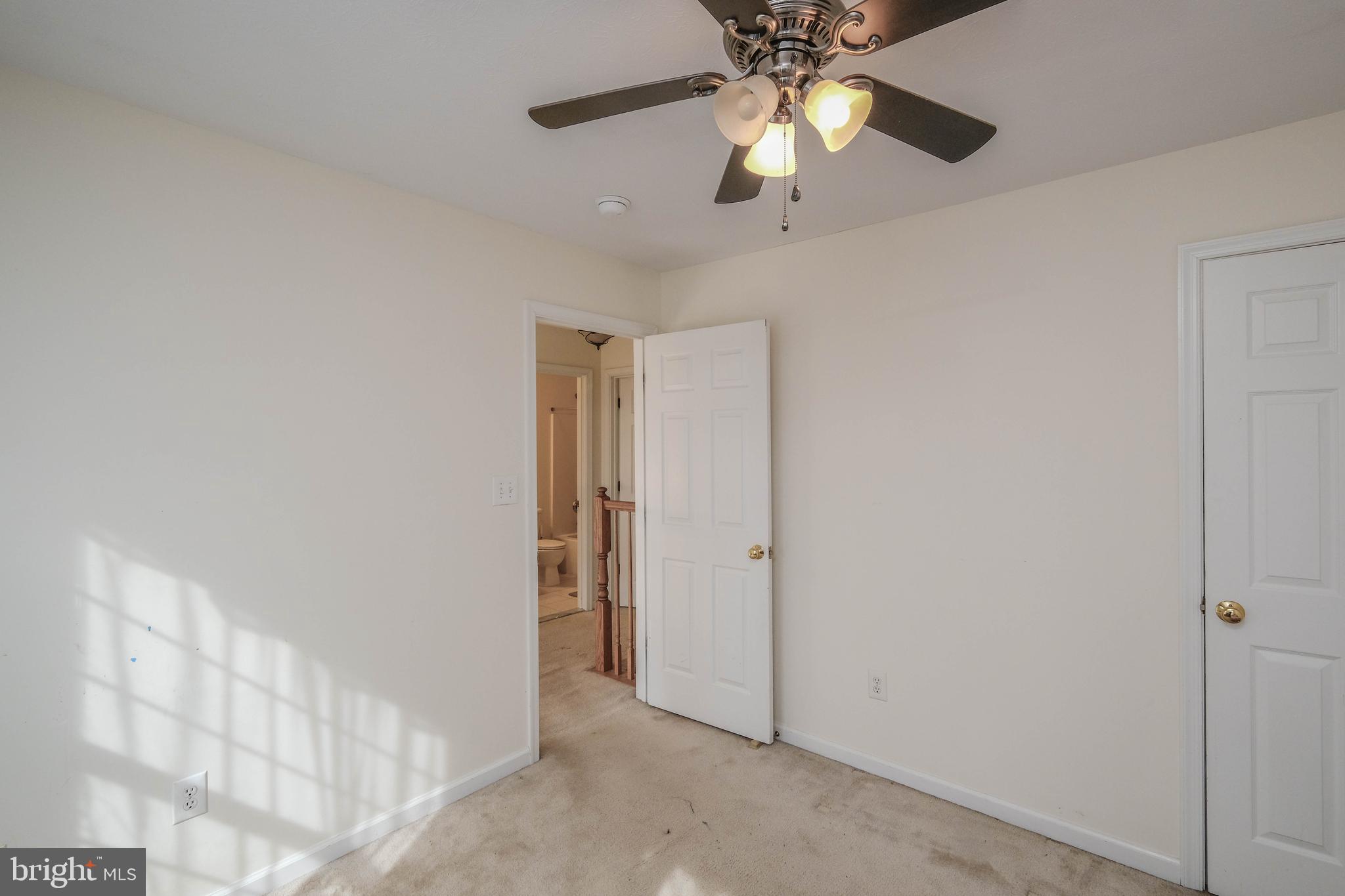 THUNDERBIRD RANCH - Residential