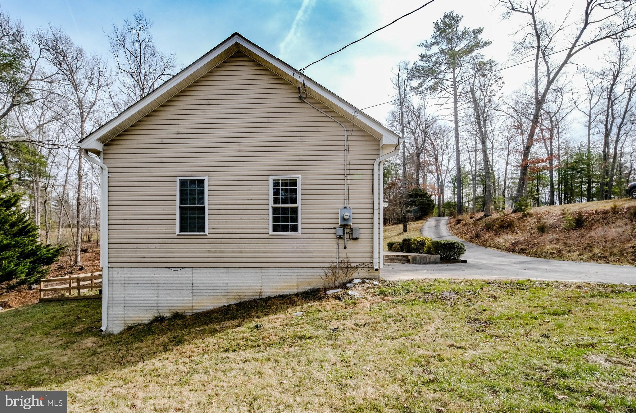 THUNDERBIRD RANCH - Residential