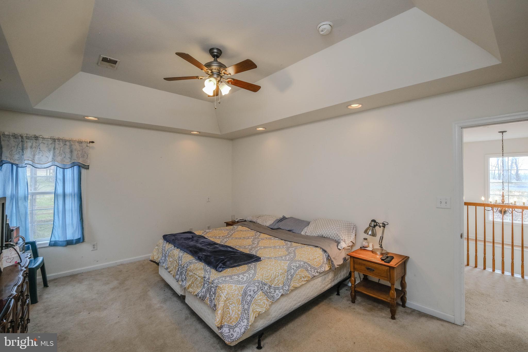 THUNDERBIRD RANCH - Residential