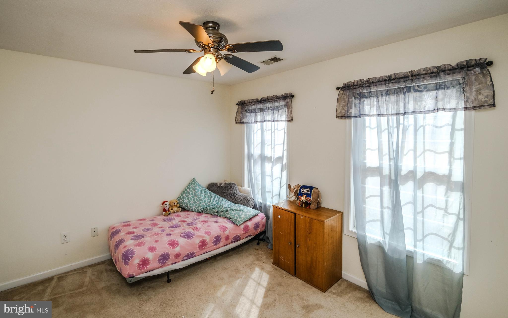 THUNDERBIRD RANCH - Residential