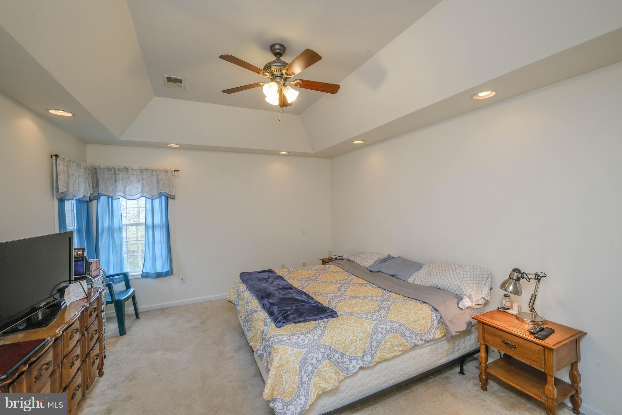 THUNDERBIRD RANCH - Residential