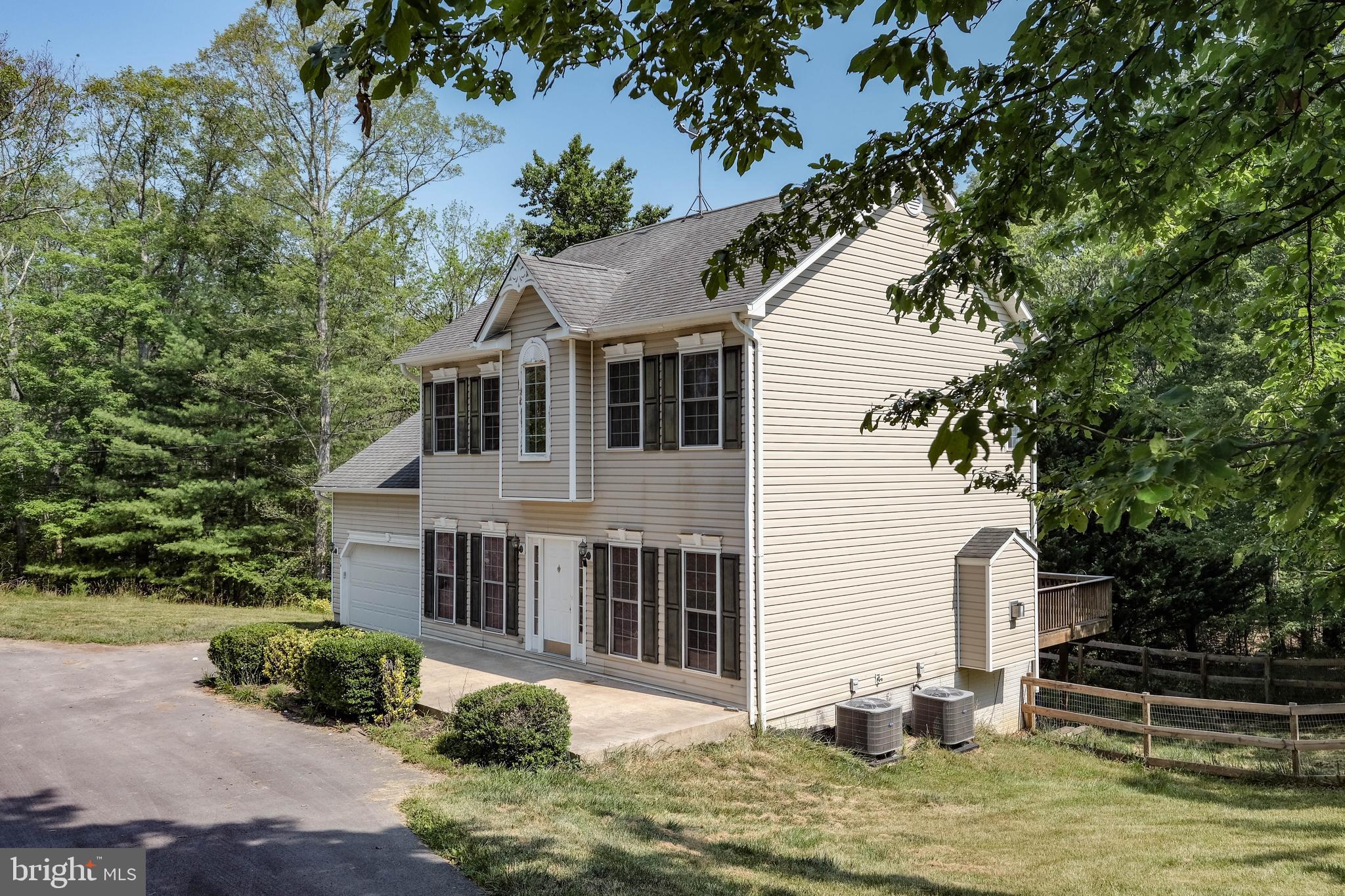 THUNDERBIRD RANCH - Residential