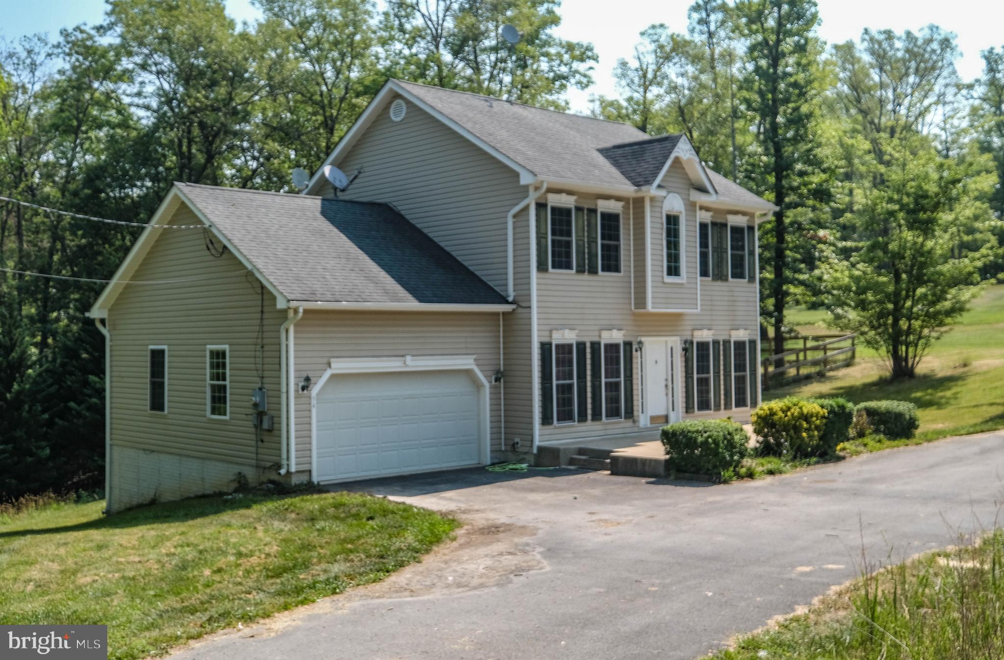 THUNDERBIRD RANCH - Residential