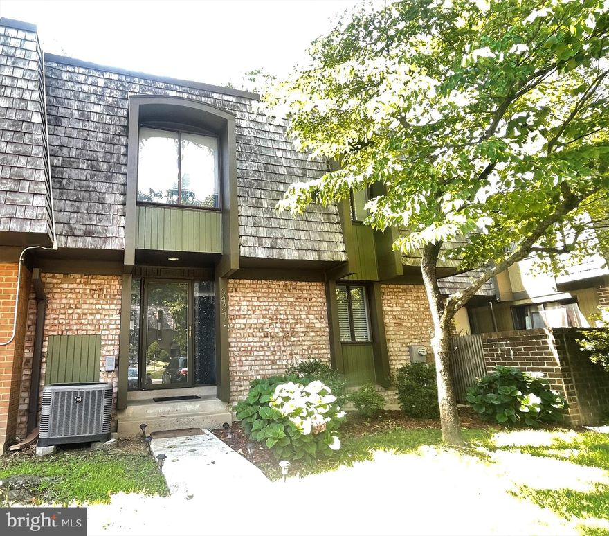 Beautiful 3 level townhouse for rent!  3 bedrooms 2.5 baths with finished basement, in  great condition! Open floor plan and laminate flooring and crown molding throughout the main level, bright natural light.  Updated eat-in kitchen with backsplash, pantry and stainless-steel appliances. Recessed lighting and built-ins as storage in living room.  Sliding door to the deck and fenced back yard.  Spacious master bedroom with two large closets and an ensuite bathroom, with dual vanity sinks, walk-in shower and closet. Two additional bedrooms and a full bath with double vanity and walk in tub/shower.    Updated ceiling fans in all 3 bedrooms.  Beautiful basement finished with a recreation room and built-in brick wood burning fireplace.   Hot water heater 4 Y,  HVAC 1Y.  Newly stained deck.   Two assigned parking spaces (numbered 437) and tons of HOA amenities.   AVAILABLE AUG 15,  PETS CASE BY CASE WITH OWNER APPROVAL. PETS DEPOSIT $400 IF APPROVED.  Cats Ok, dogs need approval.   NO SHOW WITHOUT APPOINTMENT