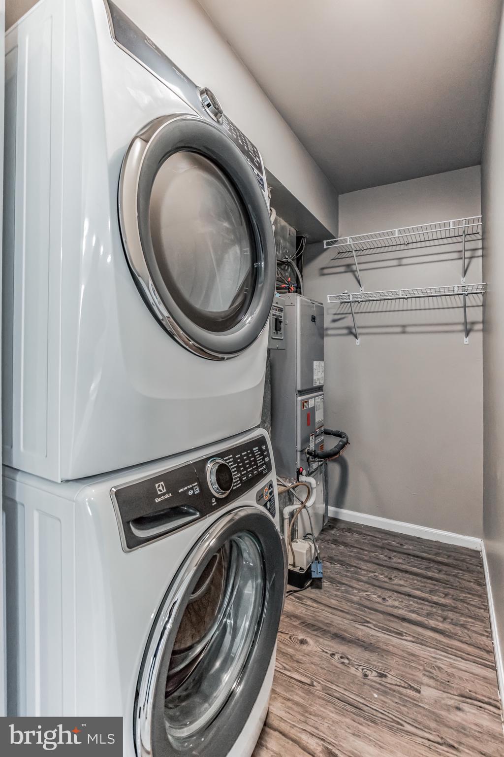 ST CHARLES BANNISTER - Residential