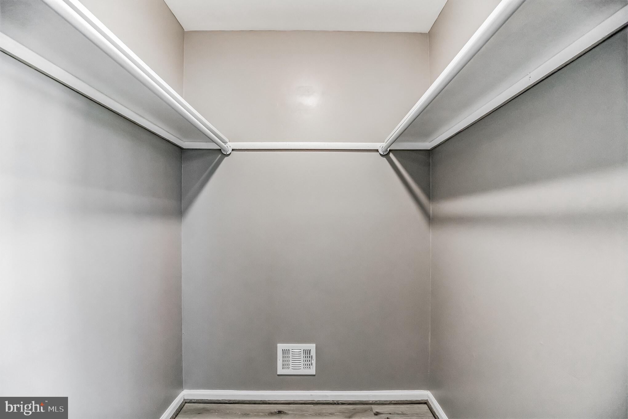 ST CHARLES BANNISTER - Residential