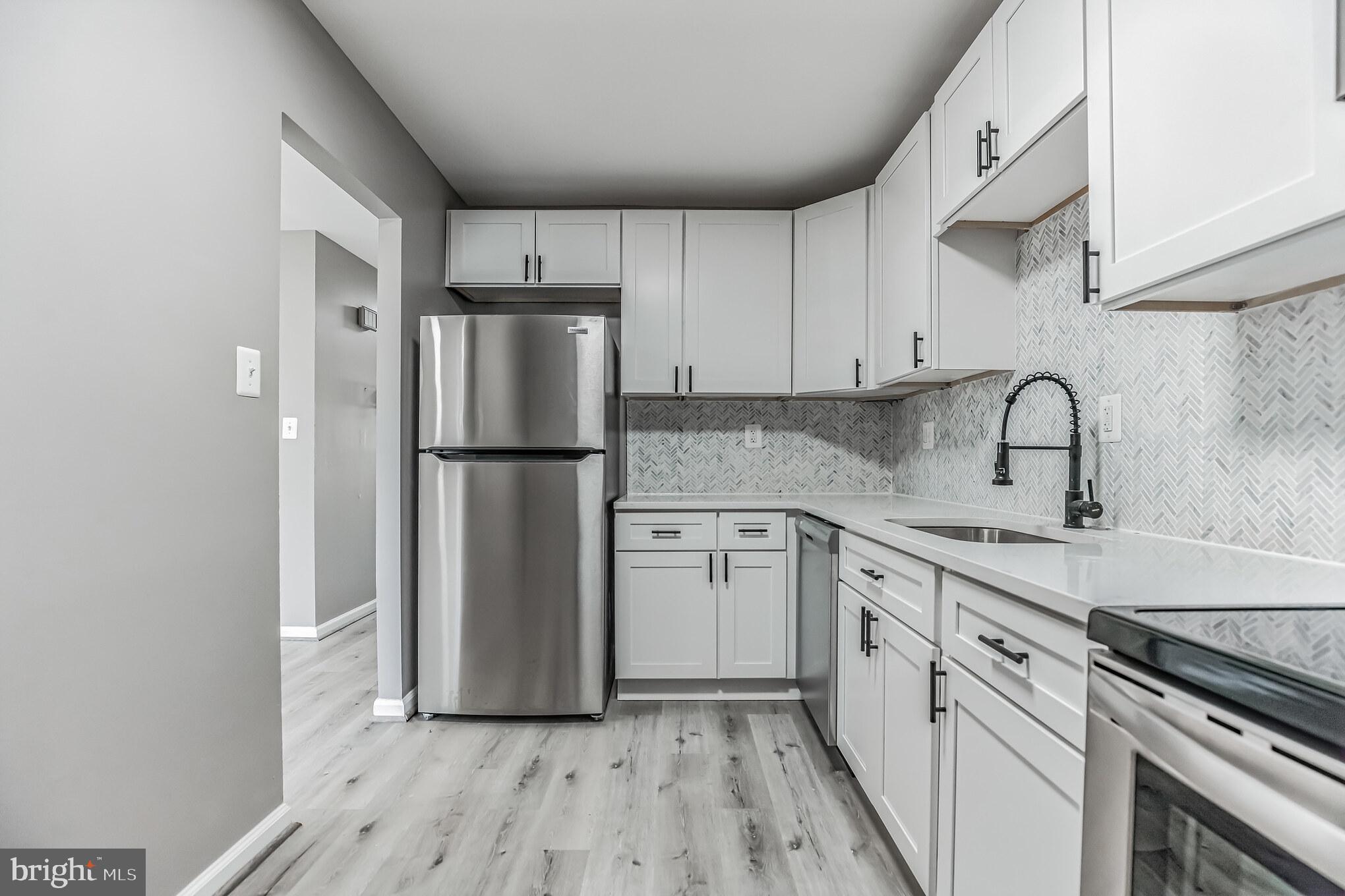 ST CHARLES BANNISTER - Residential