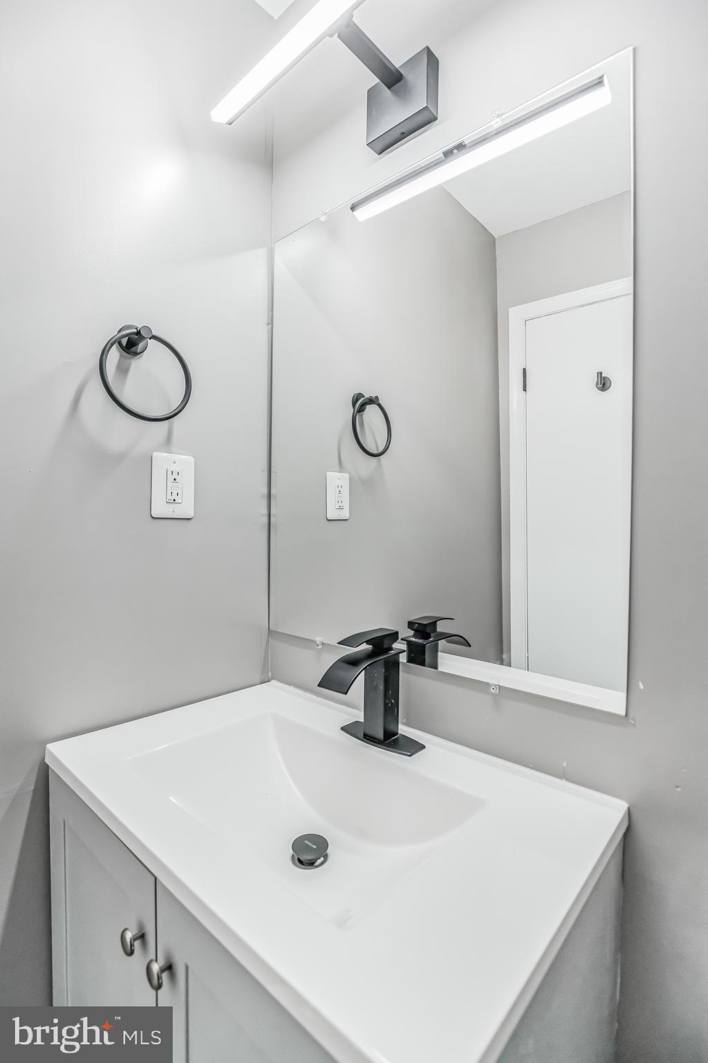 ST CHARLES BANNISTER - Residential