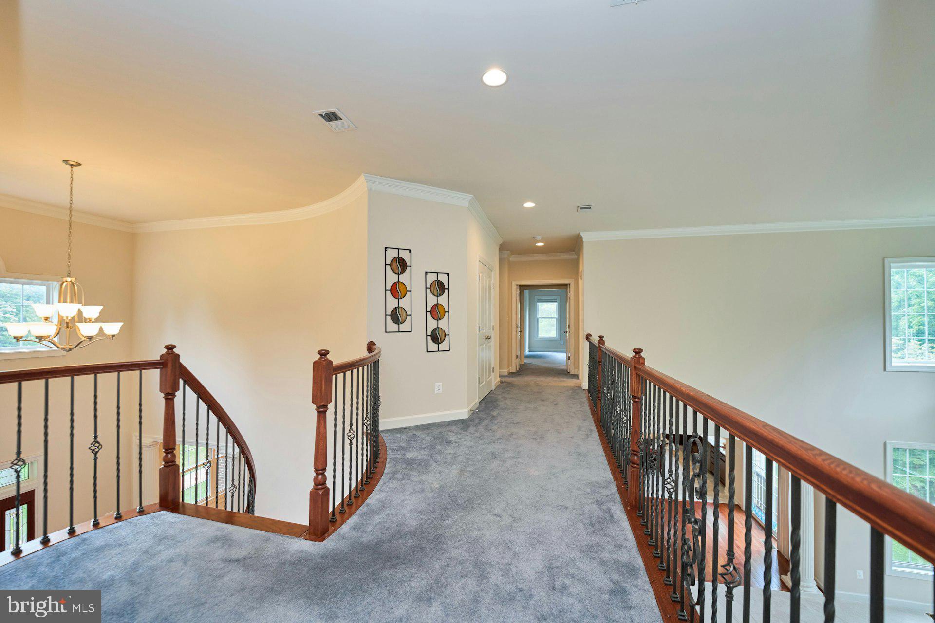 LOCKMEADE - Residential