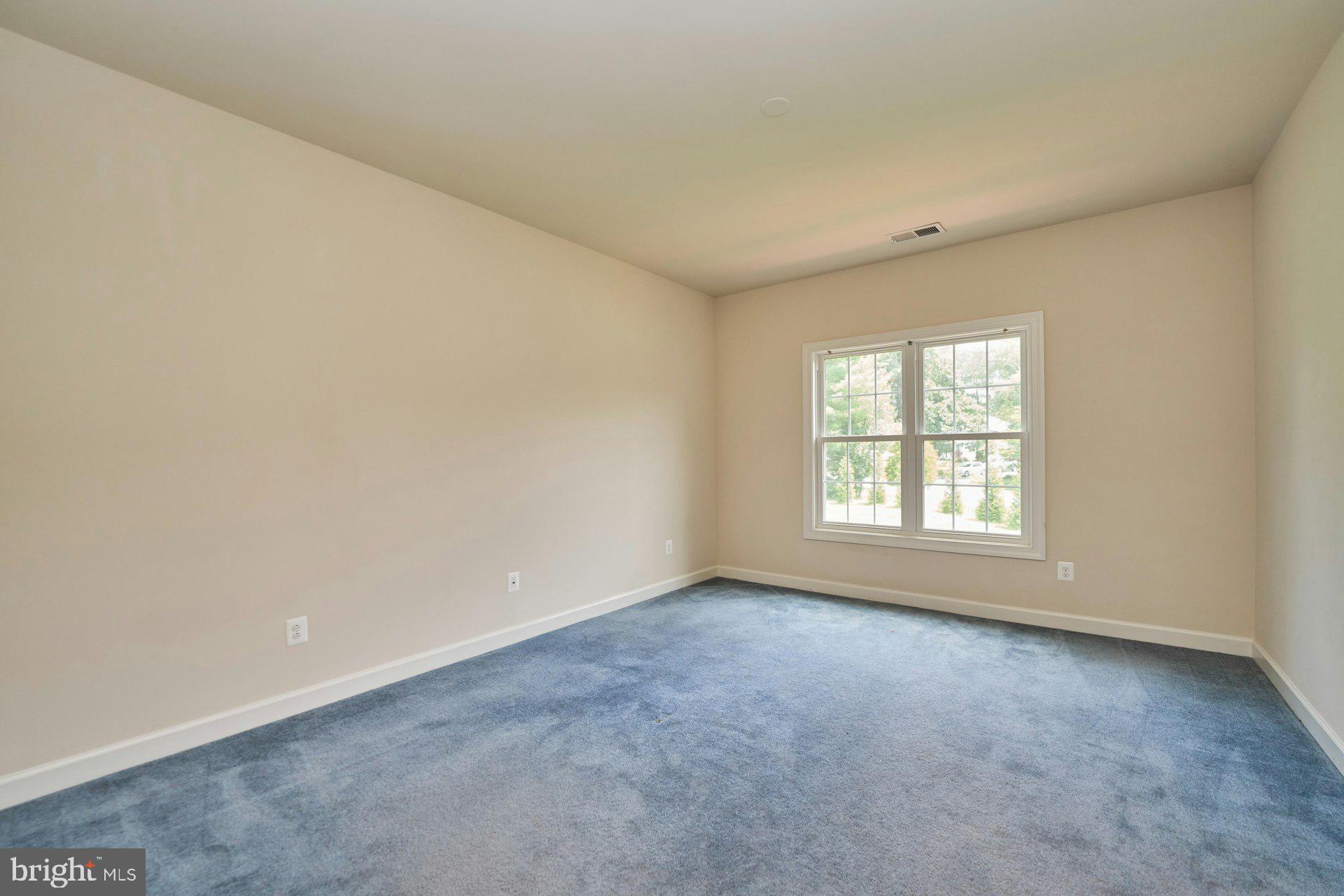 LOCKMEADE - Residential